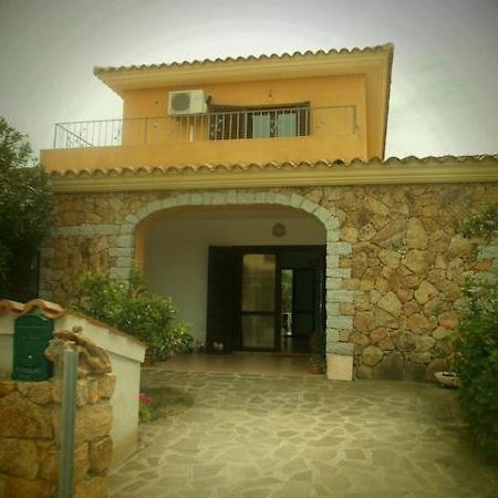 Residenza Li Fureddi Apartment San Teodoro  Luaran gambar